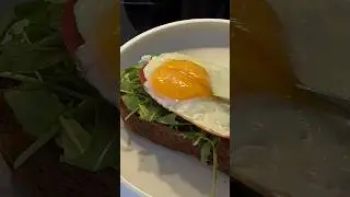Вкусный завтрак-залог хорошего настроения #завтрак#великиесоветы#прекрасноенастроение#shorts