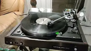 Dual 714Q turntable. Horiatis76.com