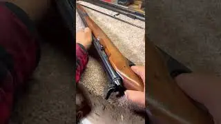 Fixing my mossberg 22lr with Tin foil!! 