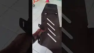 Geely. Посторонний шум в подвеске.