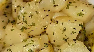 Buttered Potatoes - reminds me of my mama😋