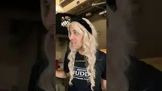Why You Get Bad Service When the Restaurant is Slow