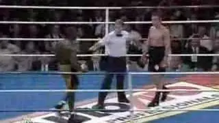 Kostya Tszyu vs Roger Mayweather (06/25/1995) (2/3)