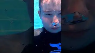 Bubbles under the water | Burbujas bajo el agua