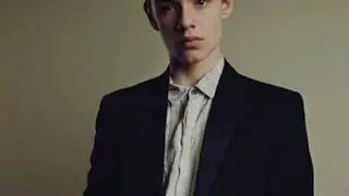 Louis Partridge photos