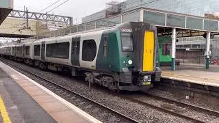 Class 350 departing Milton Keynes Central
