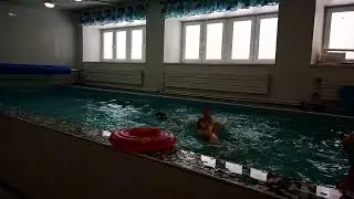 Гена. Бассейн. Прыжки(3)