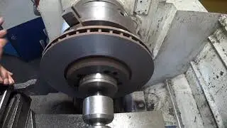 Самый верный вариант проточки тормозного диска на оправке