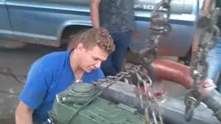 Funcionamento do motor 366 no chão