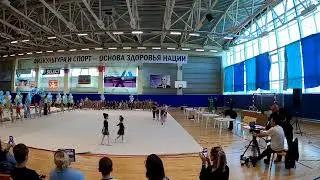 Выступление Лизы на соревнованиях по-гимнастике