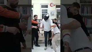 FBI open the door | açın kapıyı polis geldi