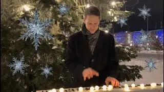 Twinkle Twinkle Little Star AWESOME Piano Cover played in the Snow