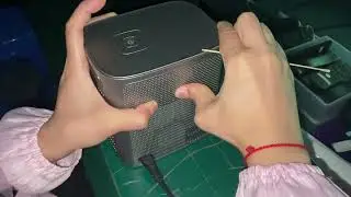 A6：  How to remove lint/dust spots on projector（For reference only）