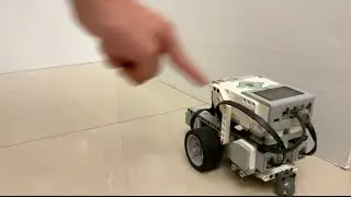 EV3 walking along the wall