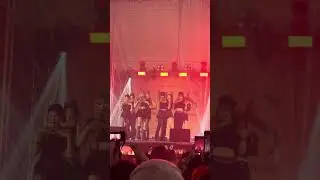 SUPERWOMAN performed by UNIS in MANILA DAY 1