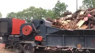 Wood log machine for palm tree