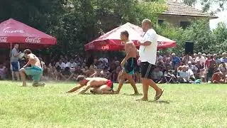 Outdoor wrestling