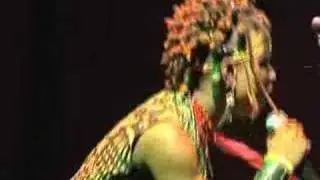 Dobet Gnahoré - Rising African Star Sings 