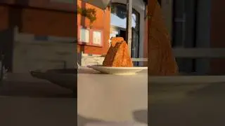 Новый эксклюзивный Слоеный Треугольник с печеньем Лотус.