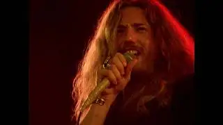 Deep Purple  - Live at Budokan Hall,  15th, Dec. 1975