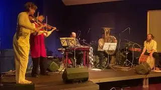 Live performance of Et Hundrede Treogtyve Strenge • Maja Kjær si Orkester (DK/RO) • Gimle (DK)