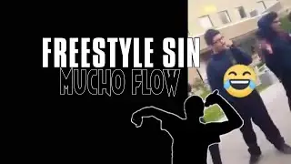 Rapeando sin mucho flow