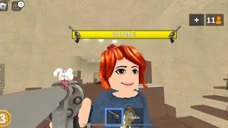 Dressing up as a BACON in Murder Mystery 2 + mobile gameplay #23