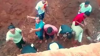 कावासाेतीमा नाला बनाउने क्रममा || नाला पहिराे गएर तीन (३) जना महिलाकाे मृत्यु।।
