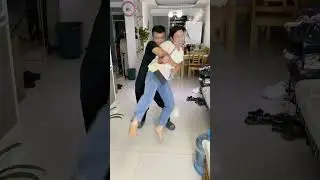 老公的正當防衛！#搞笑 #搞笑夫妻 #搞笑视频 #funny #shorts