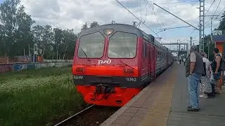 Электропоезд ЭД4М-0362 с сообщением Электрогорск-Москва(Курский-Вокзал).