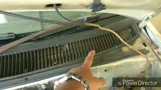 Under the hood of maruti suzuki Esteem 1.3 lit petrol. In hindi.