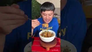 THIS MEATBALL IS AS BIG AS A BABY'S HEAD 😱😱