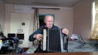 Учусь играть на баяне  после инсультов