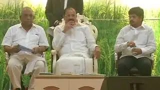 వెంకయ్య నాయుడు చేతుల మీదుగా ఆరుగాలం పుస్తకావిష్కరణ | Aarugaalam book release |