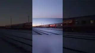 ТЭМ18ДМ-568 с пассажирскими вагонами на манёврах.