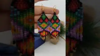 Beaded jewelry. Handmade earrings. Seed bead earrings. Huichol earrings. Dangle bead earrings.