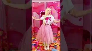 Куколка барби спешит радовать наших гостей! 🎀