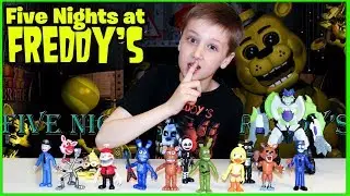 Kirill unpacks the toy animatronics Five Nights at Freddy's FNAF World-Five nights at Freddy