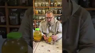 Яблочный уксус на меду от Романа Головина. Псковская обл.