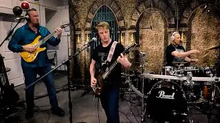 Eli J plays Enter Sandman by Metallica
