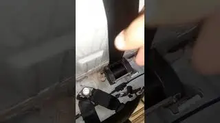 Duster Oroch Infiltração banco traseiro