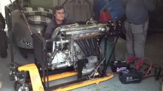 Bugatti Type 73C engine test run.