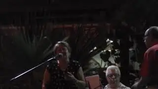 Filiz Göksu Yorgun düştüm koklamaktan hayalini dün yine