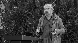 Maurice de Gosson: What happens to quantum states if Planck’s constant changes? (EmQM17)