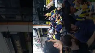 Güldür beni aglamayı istemiyorum senden ayrı fenerbahçe yapamıyorum