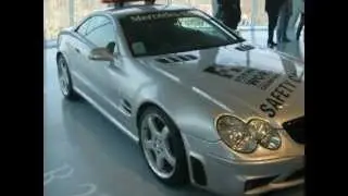 Музей Мерседес-Бенц. Зал спорткаров. Mercedes-Benz Museum