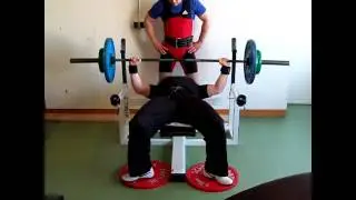 100 kg x 32 reps