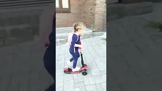 близняшки #music на секцию футбольную поехали