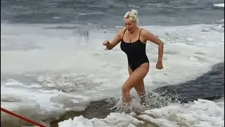 BATHING ICE WATER SWIMMING #04 ICE HOLE BATHING | COLD WATER | SWIMM WINTER EPIPHANY BAPTISM 2024