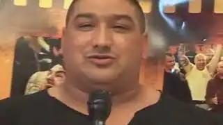 Mucsi se presenta. (original)
